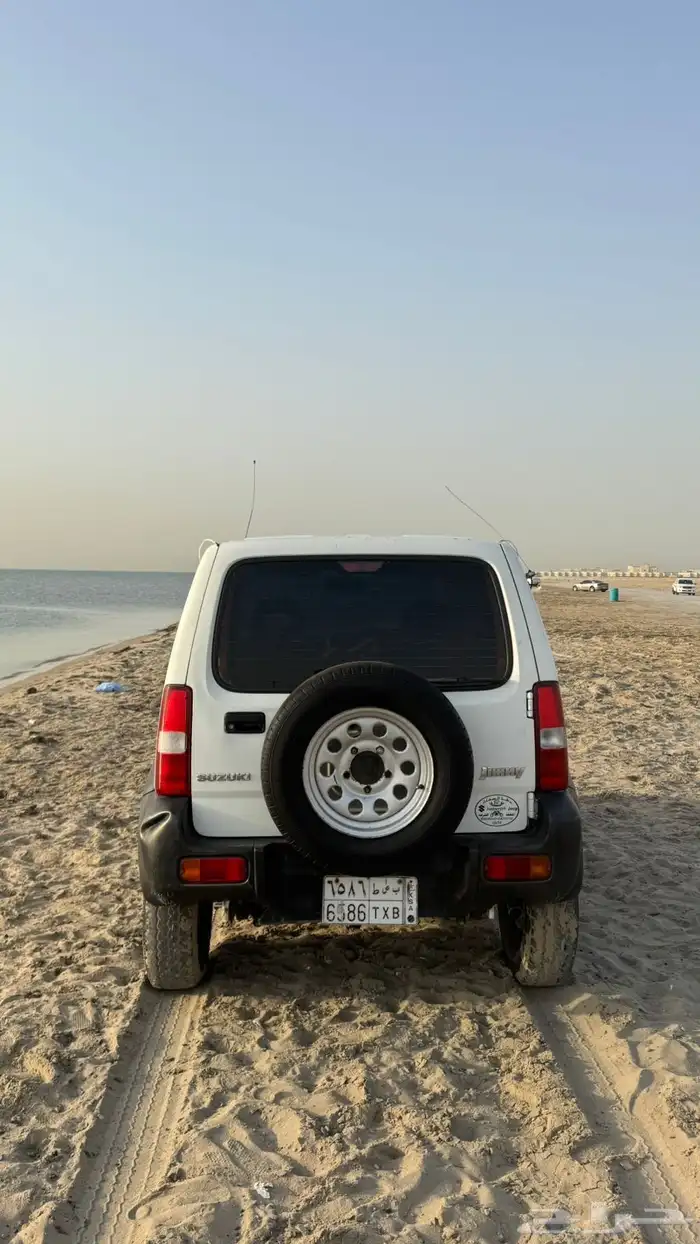 سوزوكي جيمني 2011 3