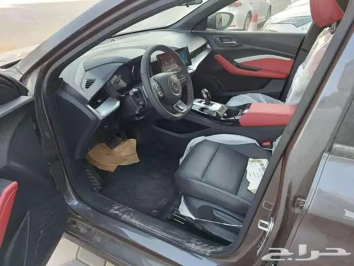 MG ام جي جي تي 2024 قير اوتماتيك بنزين نص فل 11