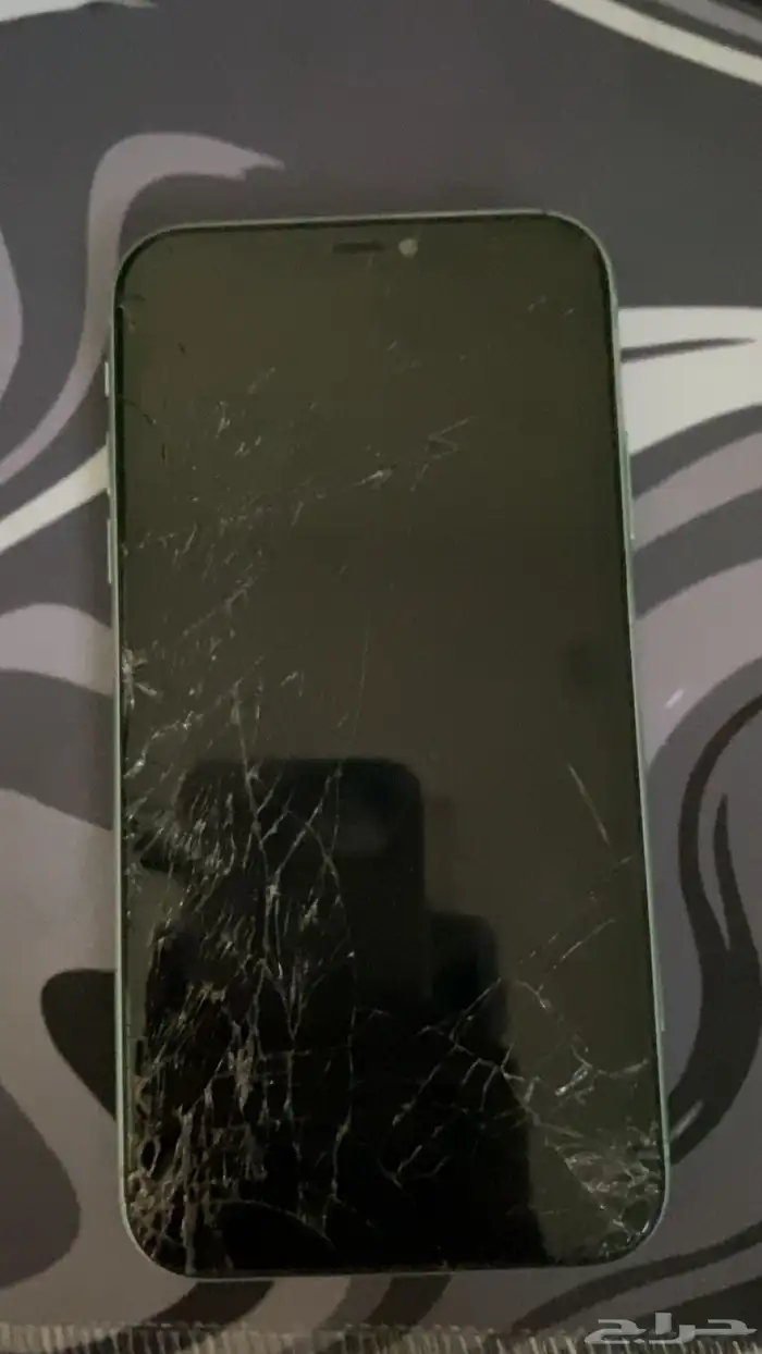 ايفون 11الجوال الكمرات ماتشتغل ولجوال شغال مايشكي من شي 0