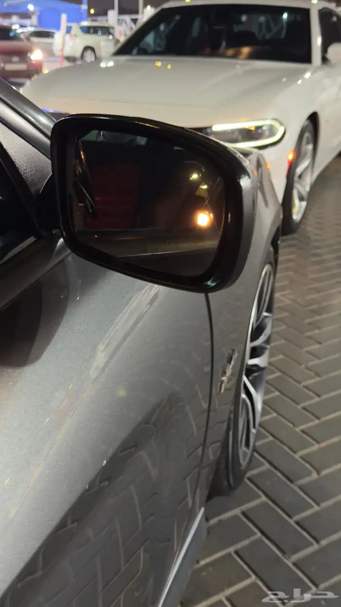 دودج تشارجر SRT8 70