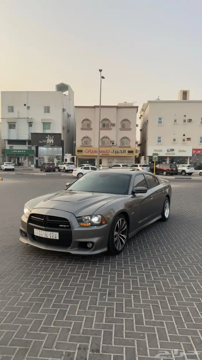 دودج تشارجر SRT8 0