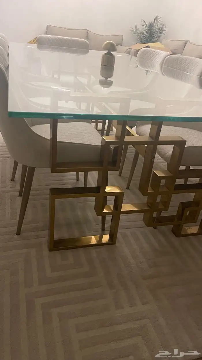 طاولة طعام قزاز 0