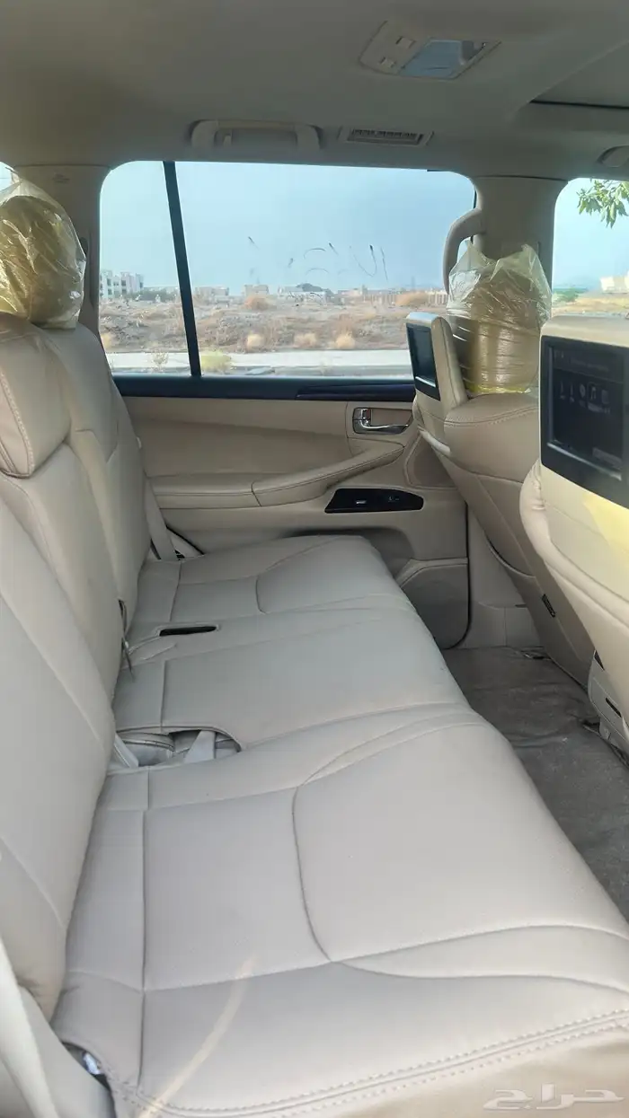 جيب لكزس LX570 2014 اقبل البدل بسياره صغيره 7