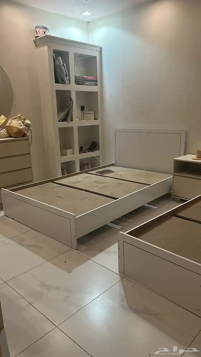 سرير مقاس 120 200 عدد 2  مدخل زجاج بي مرايا 1