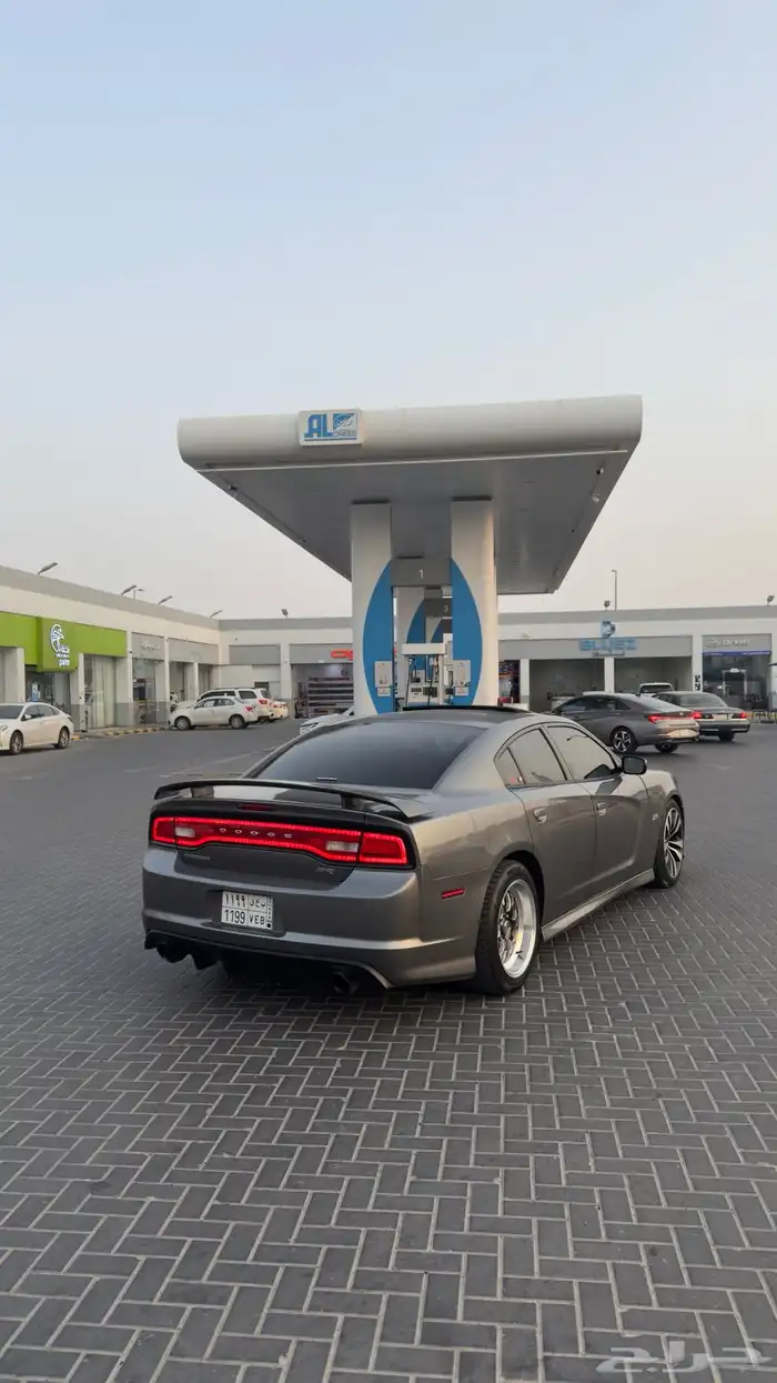 دودج تشارجر SRT8 5