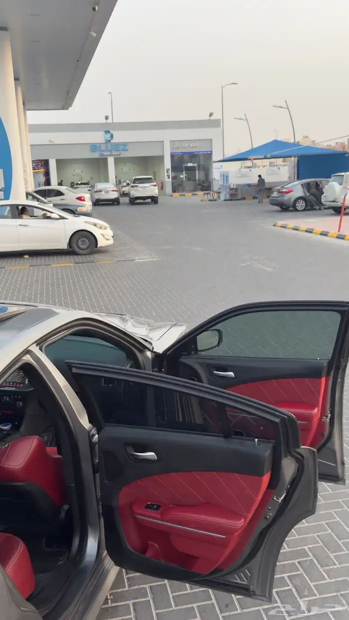 دودج تشارجر SRT8 23