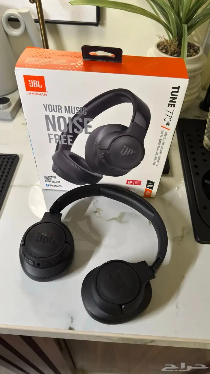 سماعة JBL 770 0