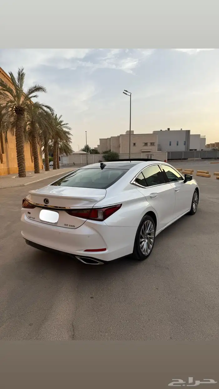 لكزس2019 ES350فئة CC 17