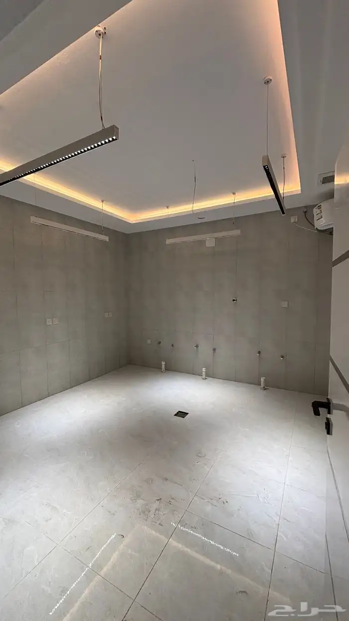 فيلا تصميم كلاسيكي للبيع ابو عريش 7