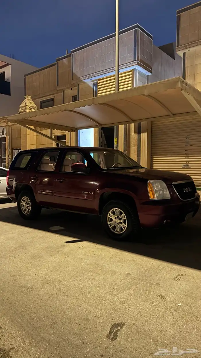 جمس يوكن 2008 نظيف ممشى 214 الف دبل لون عنابي 1