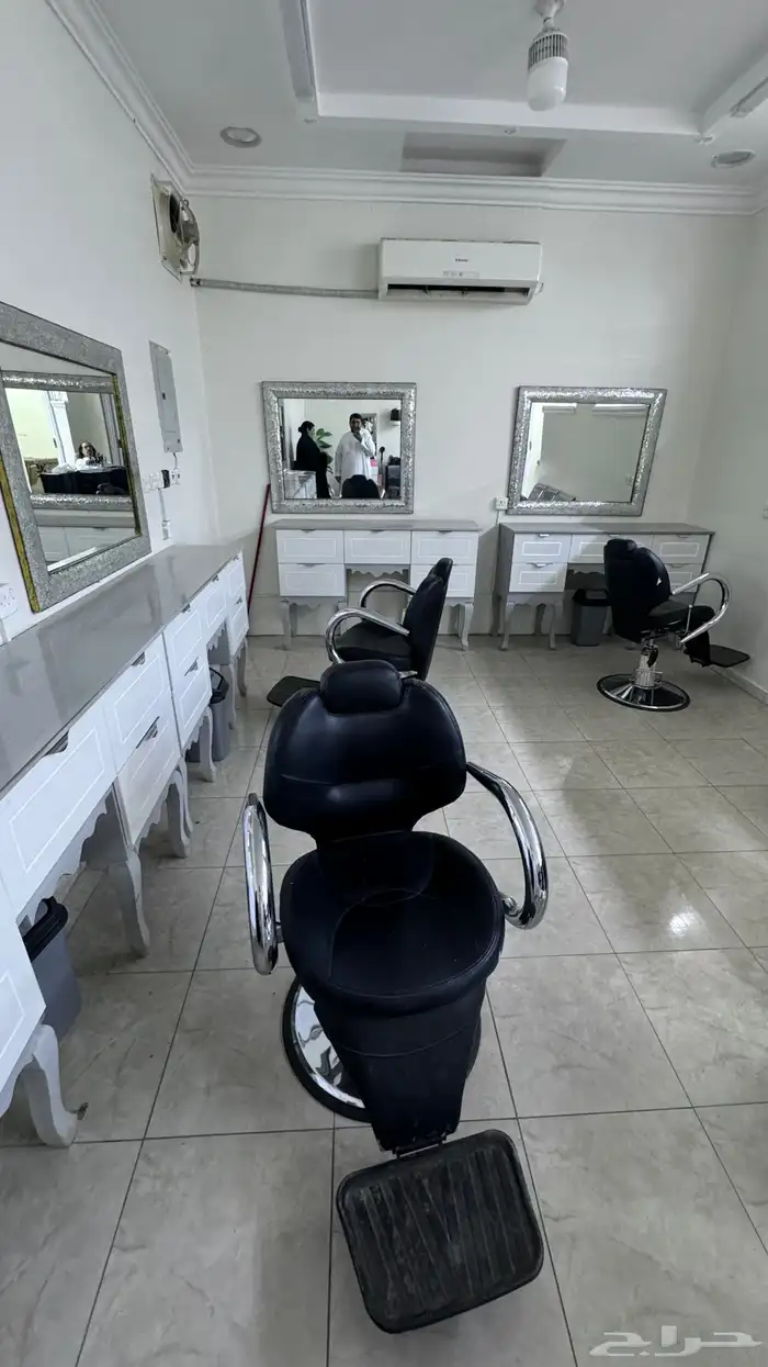 اثاث مشغل للبيع 1
