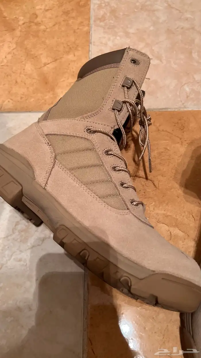 بسطار عسكري جديد من Crosser 3
