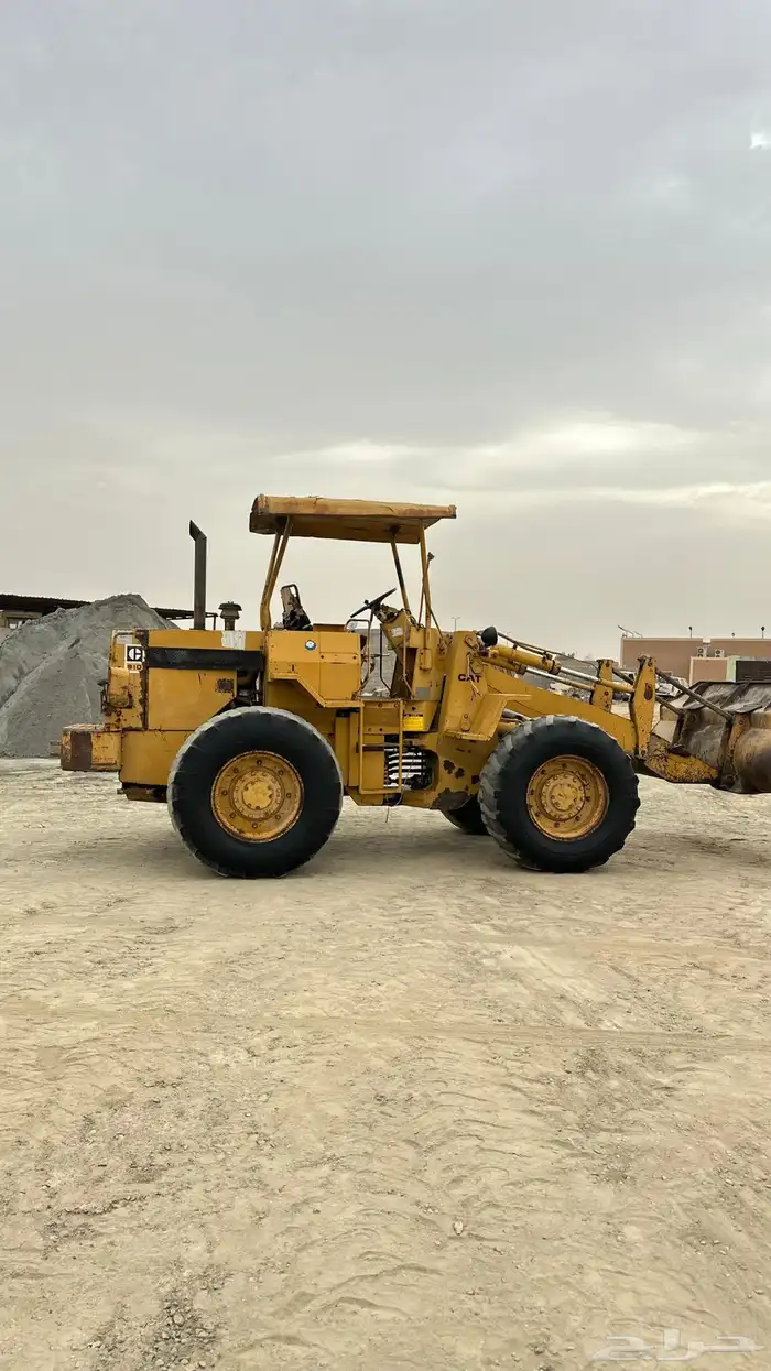للبيع شيول كتربلر مقاس 910 نظيف جدااا 2