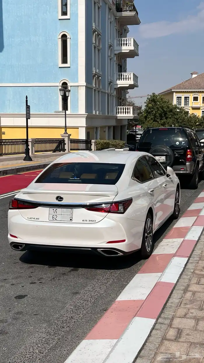 لكزس ES 350 فئة CA بريمي 2024 0