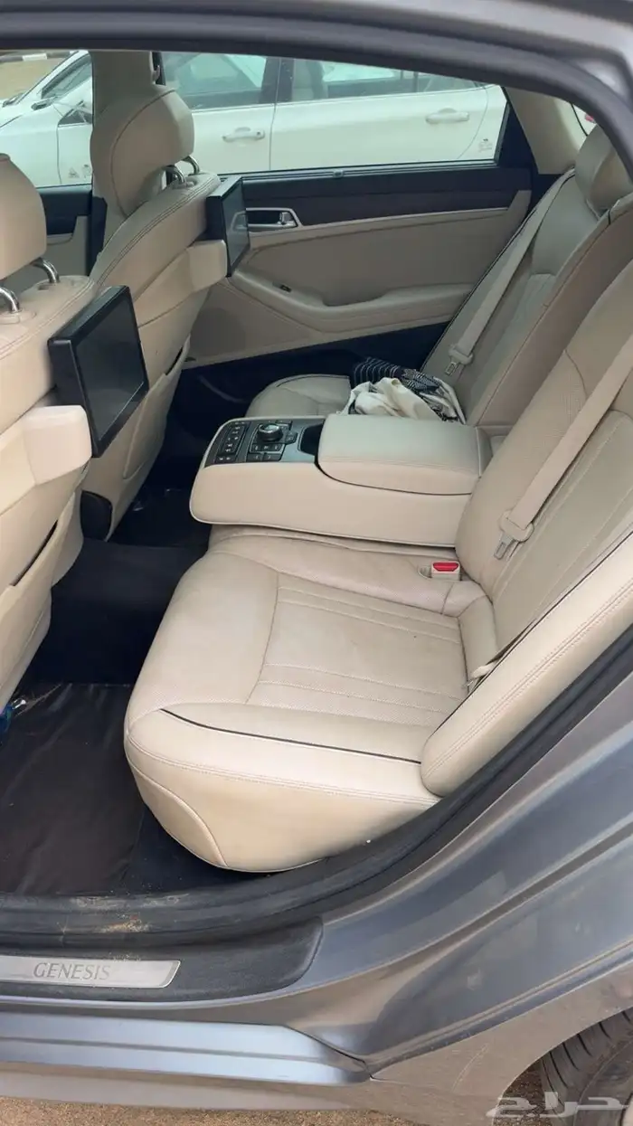 جنسس رويال V8 2016 11