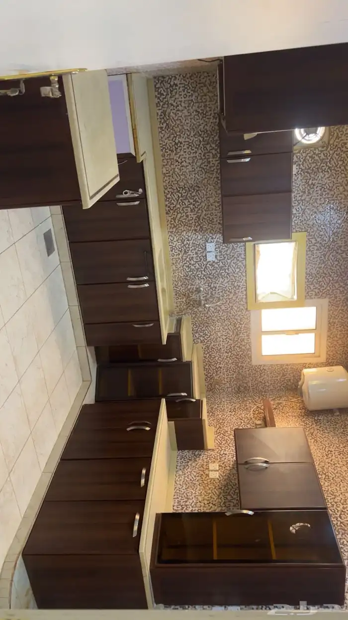 مطبخ للبيع بحالة جيده 2