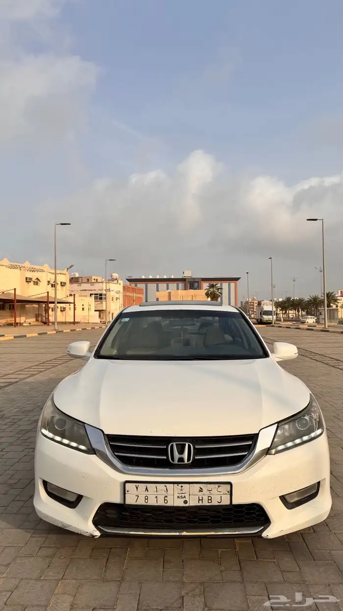 للبيع هوندا اكورد2013 0