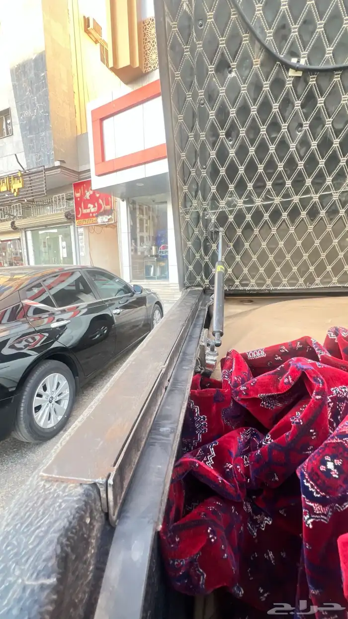 شد او طبق للبيع يركب على المستبشي L200 كما هو موضح ب الصور 1