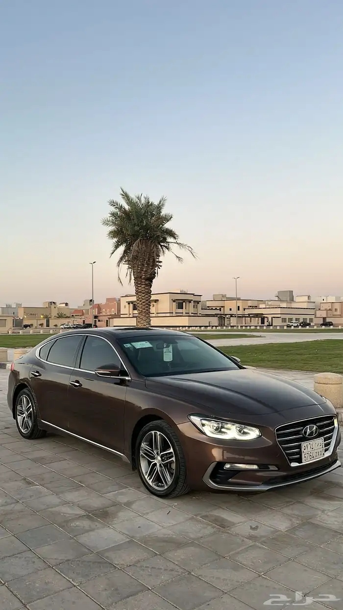 ازيرا 2018 بنزين 1