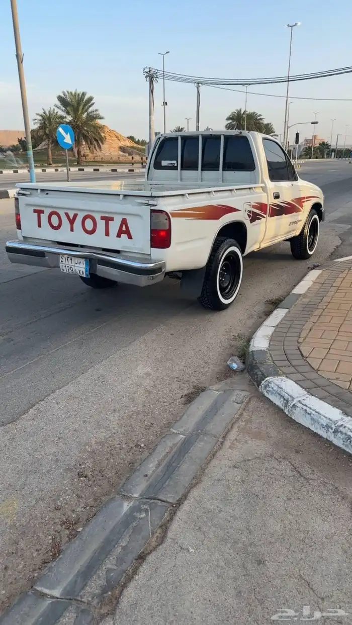 هايلكس 2004 1