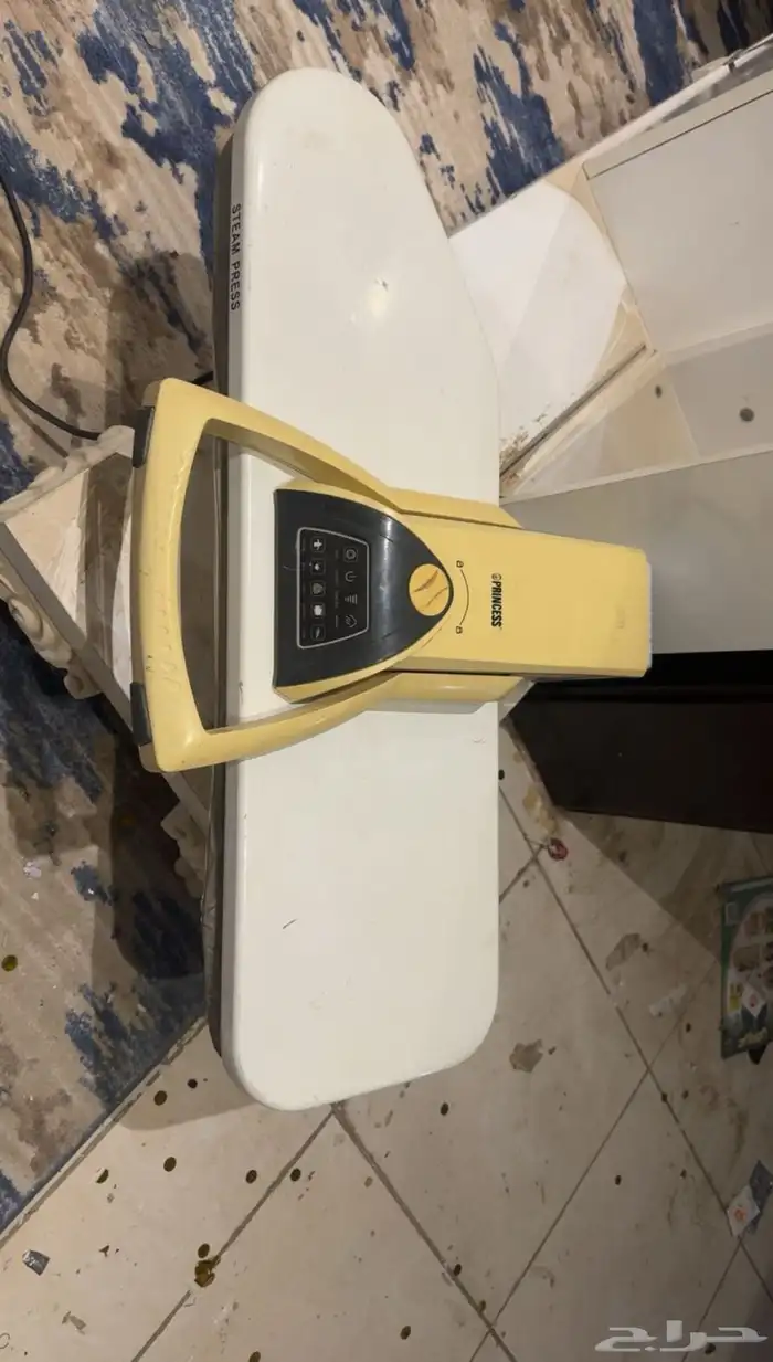 سير كهربائي و مكواة البخار 1