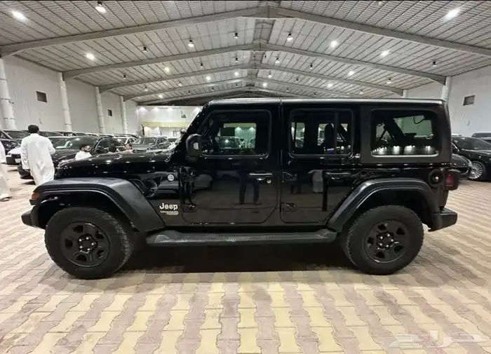 جيب رانجلر موديل 2021 سبوت نضيف جدا 4