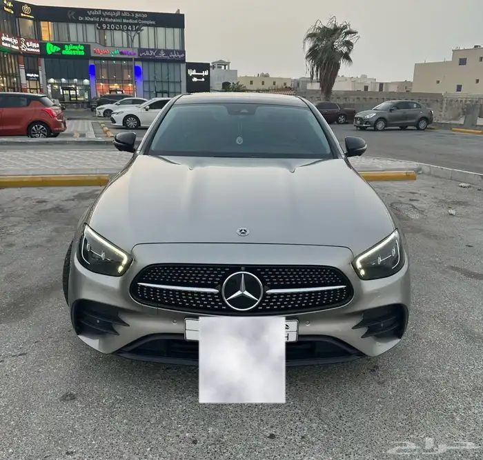 مرسيدس E200 موديل 2022 1