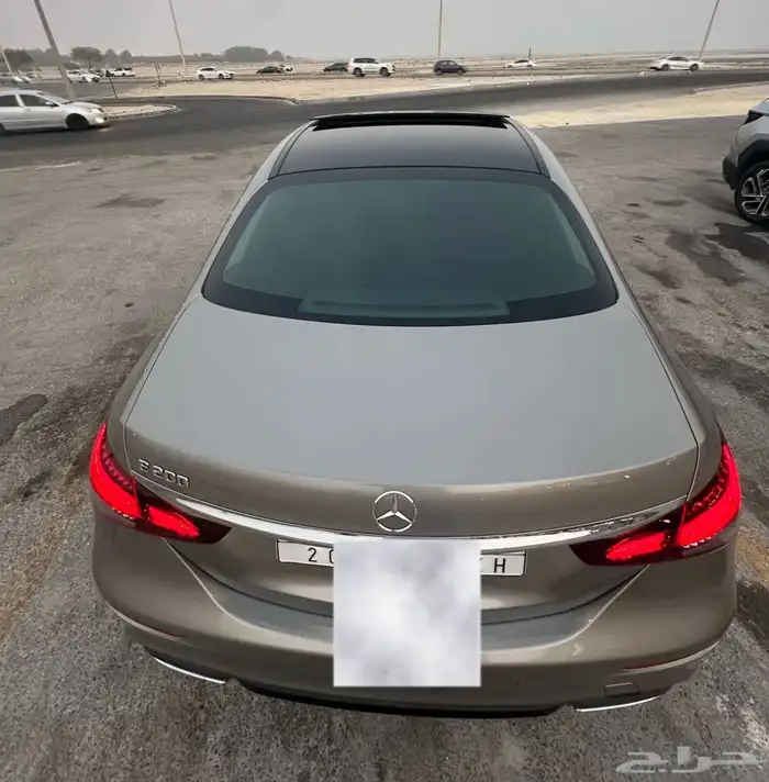 مرسيدس E200 موديل 2022 3