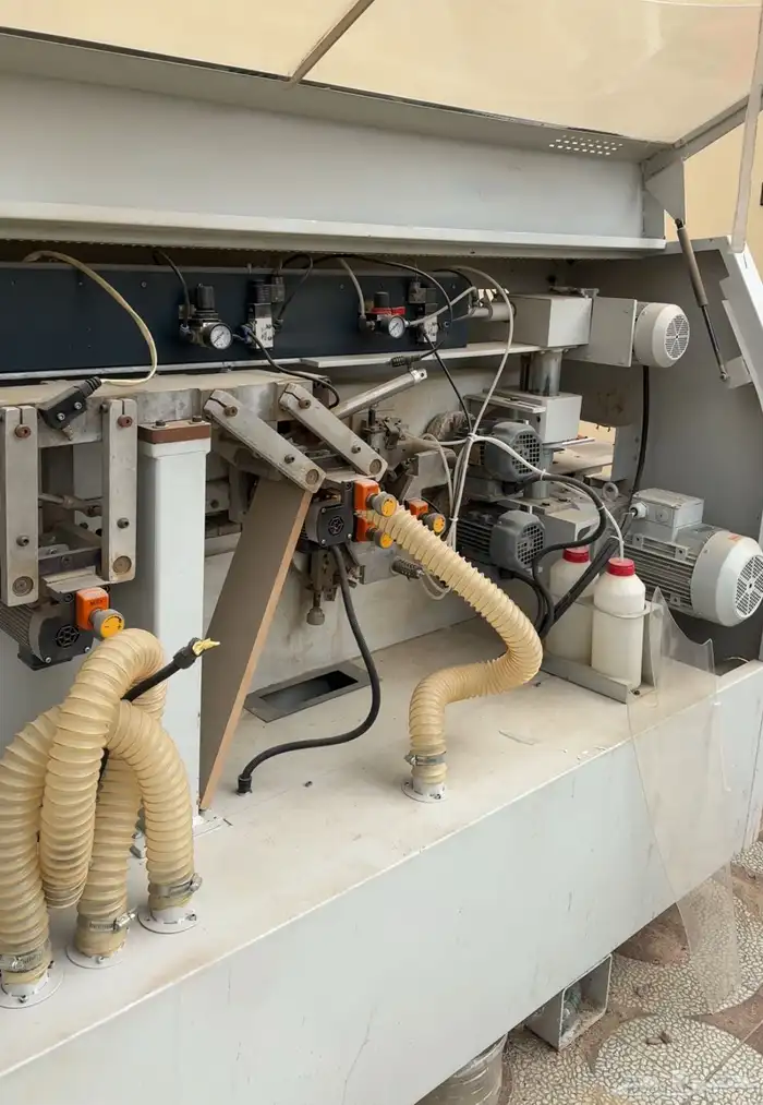 مكينة نجاره لزق شريط 6