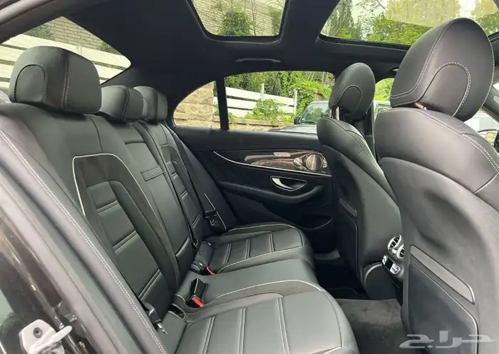 Mercedes-Benz E 63 AMG S 4Matic 16