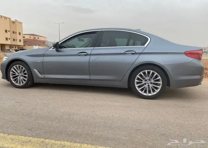 للبيع بي ام 520 لاكجري لاين 2019 0