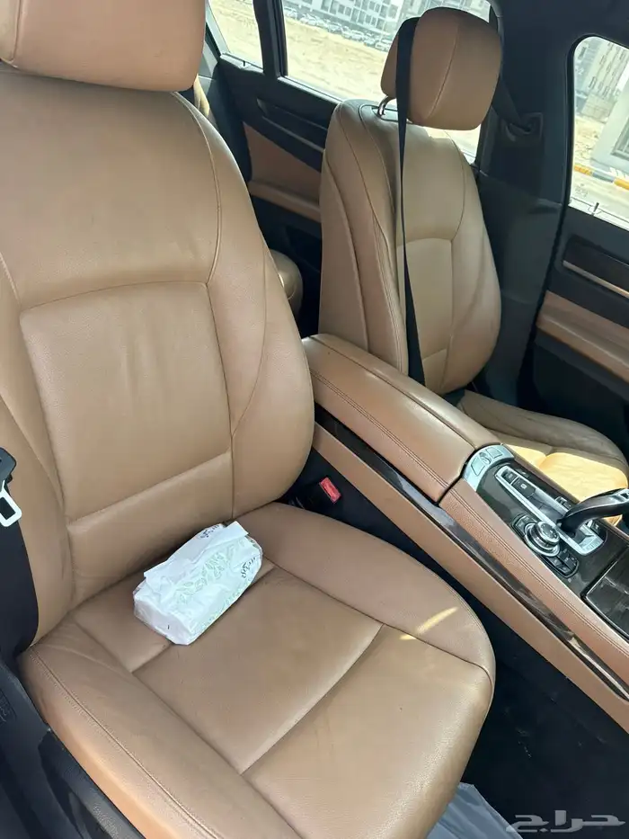 بس ام دبليو 730 لارج 32