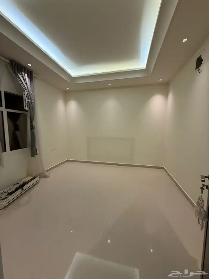شقة بمدخل خاص 2