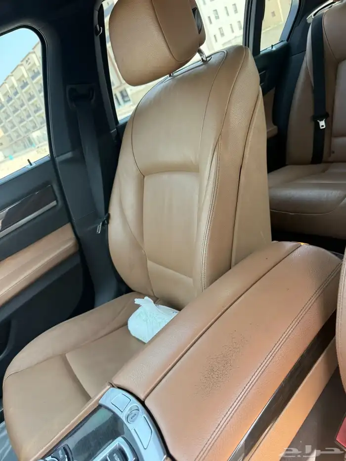 بس ام دبليو 730 لارج 42