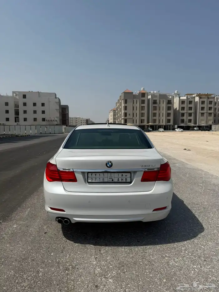 بس ام دبليو 730 لارج 4