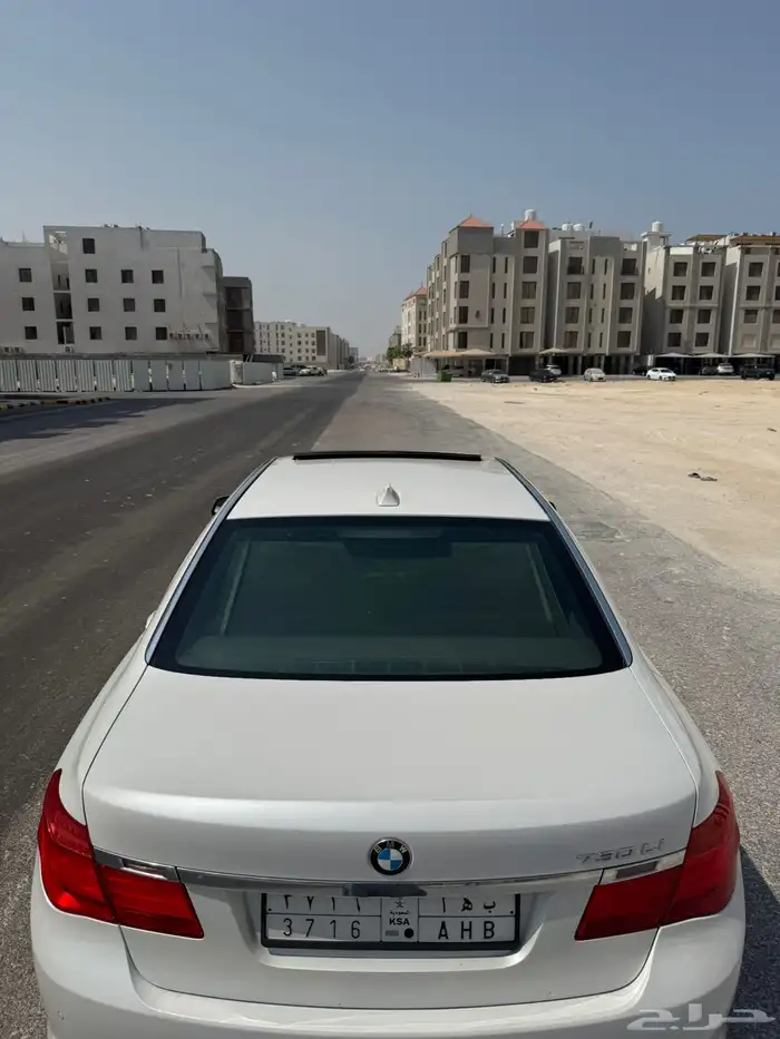 بس ام دبليو 730 لارج 6