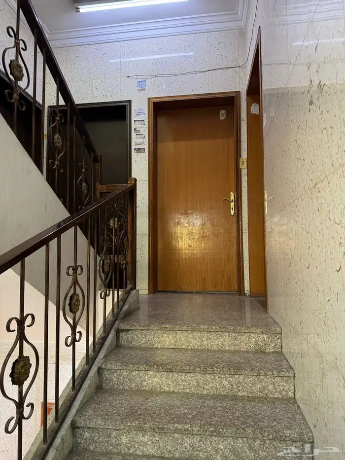 عمارة في حي النور في الدمام 2