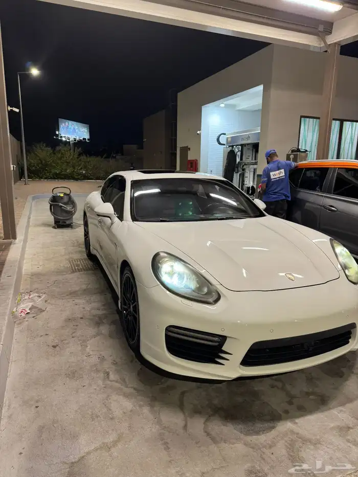 بورش بانيمرا GTS 2014 - Porsche 1