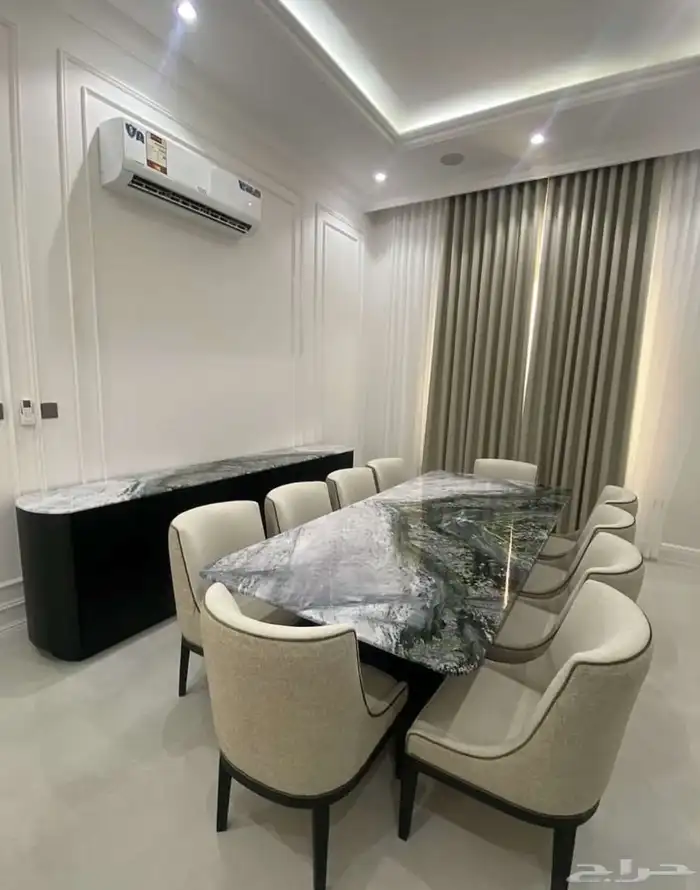 أطقم طاولات طعام 6