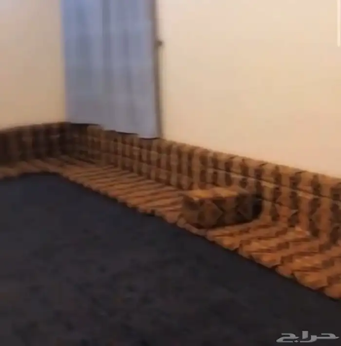 للبيع مسبح فليبر معه فلاتر و اثاث 2