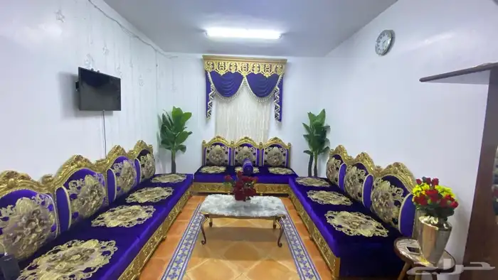 كنب وستارة 0