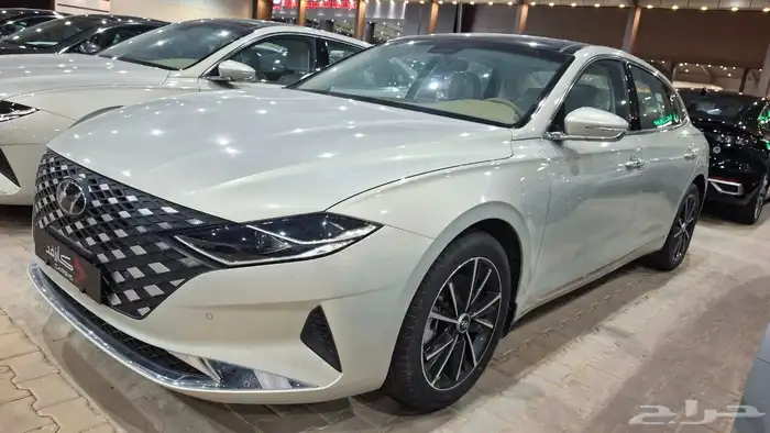 هونداي ازيرا 2022 جديد احصل علي موافقه التقسيط في 5د 0