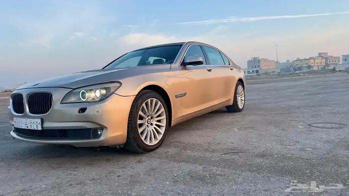 بي ام دبليو730 2