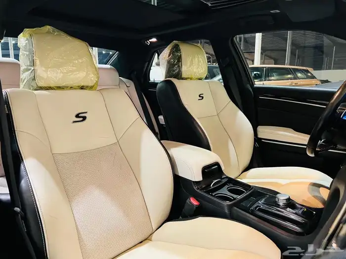 كرايزلر 2020 V6 S ( بحالة ممتازة ) 4