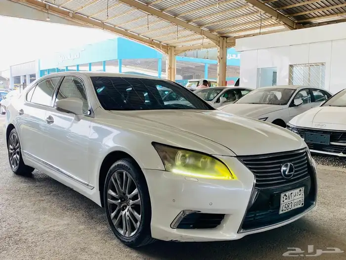 لكزس LS460L بحالة ممتازة 2013 2