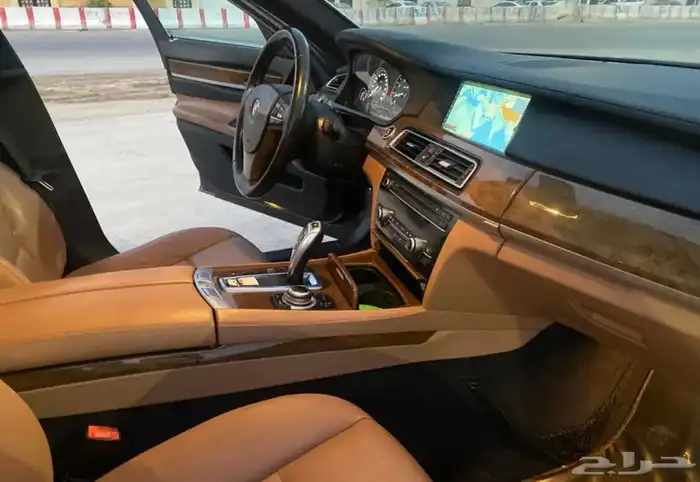 النظيف ياللي تدور النظيف BMW للبيع730 الموديل 2012 1