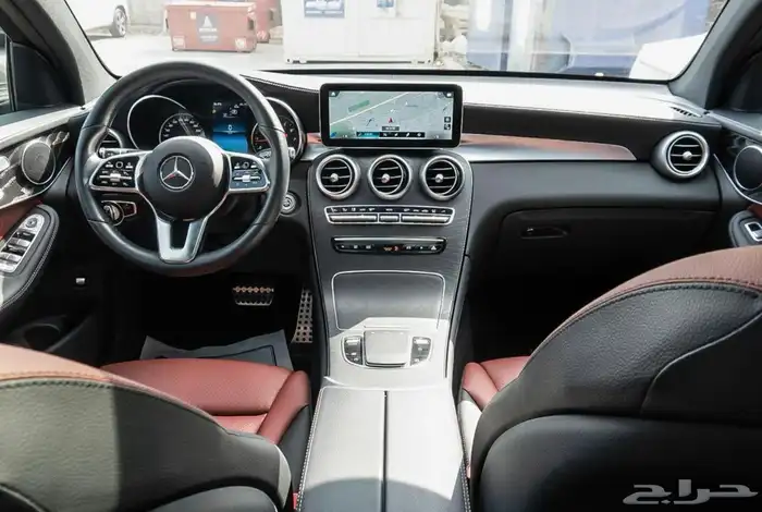 مرسيدس بنز GLC300 موديل 2023 9