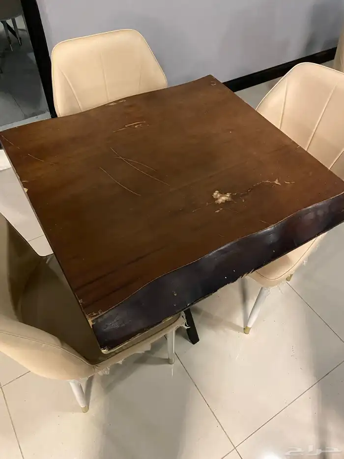 قزاز و كراسي و طاولات 3