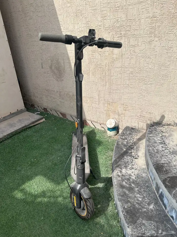سكوتر كبير عملي بحله جدن مامتازه لامسفات البعيده كهرباي 0