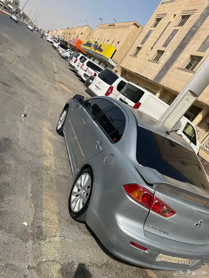 ميتسوبيشي لانسر 1